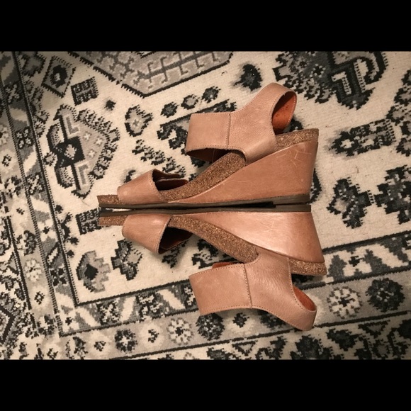Taos carousel tan leather wedge sandals size 8 💗 - Picture 5 of 7